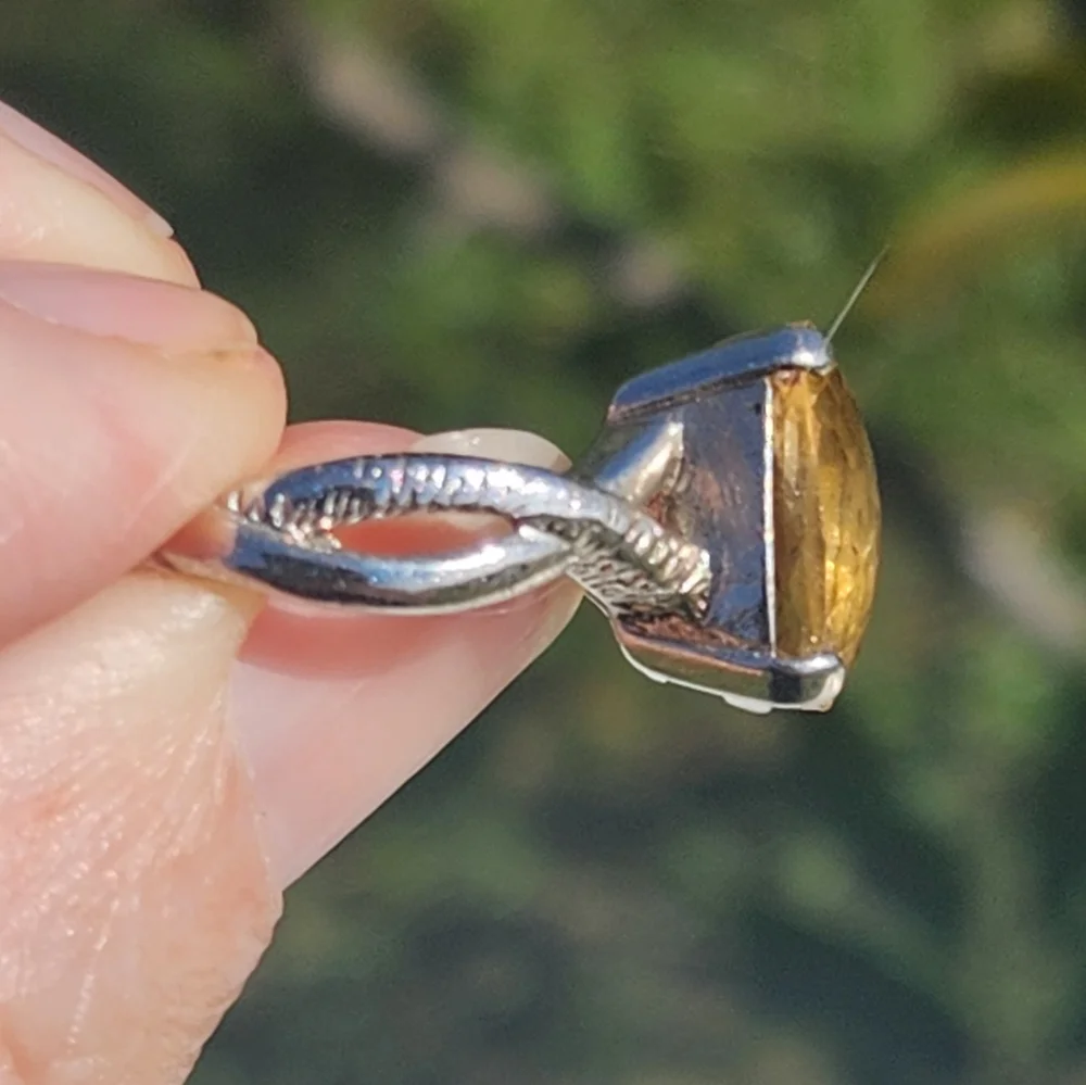 Gorgeous 6.39 ct Cetrine Ring Cushion Cut - Picture 3 of 10